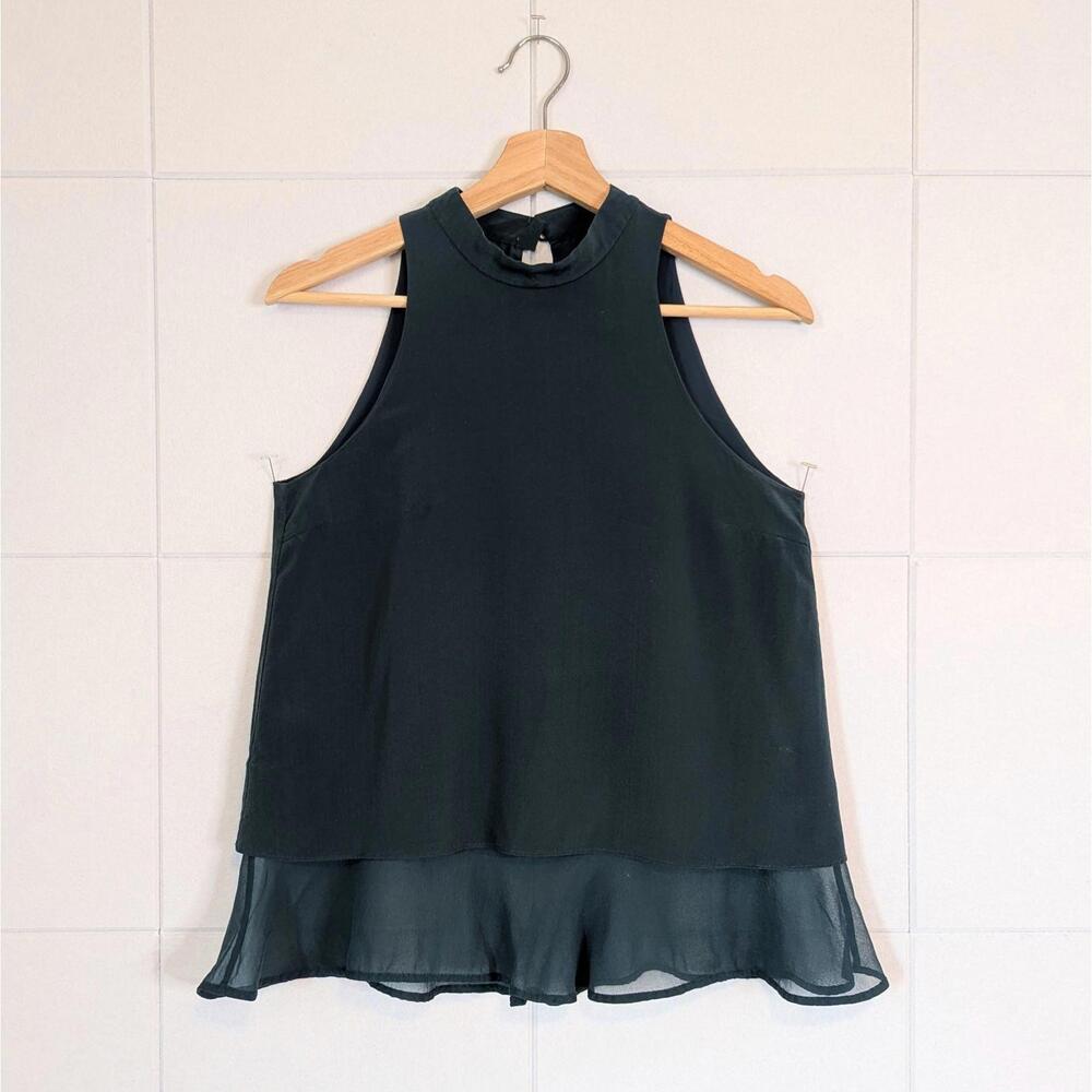 Elizabeth and James 100% silk cutaway halter flowy tank blouse